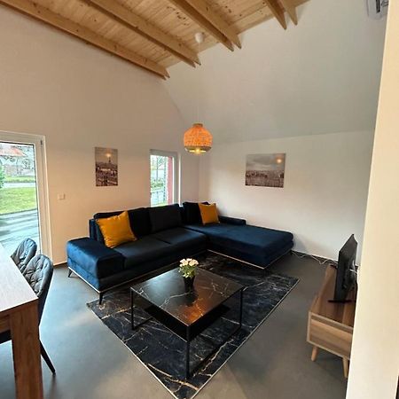 8638 Apartments A/3 Balatonlelle Eksteriør bilde