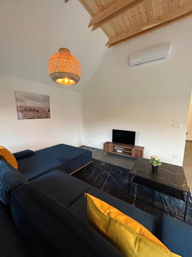8638 Apartments A/3 Balatonlelle Eksteriør bilde